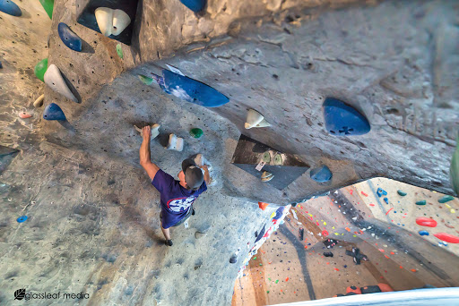 Rock Climbing Gym «Hangar 18 Indoor Climbing Gym - Riverside», reviews and photos, 6935 Arlington Ave, Riverside, CA 92503, USA
