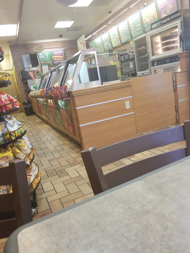 Restaurant «SUBWAY®Restaurants», reviews and photos, 466 S Lehigh Ave, Frackville, PA 17931, USA