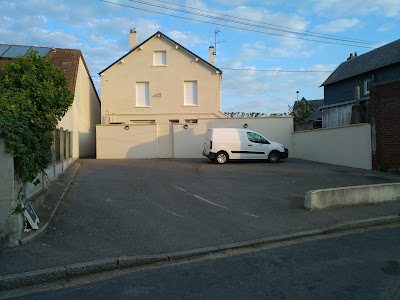 Parking boucherie charcuterie Féron à Dieppe