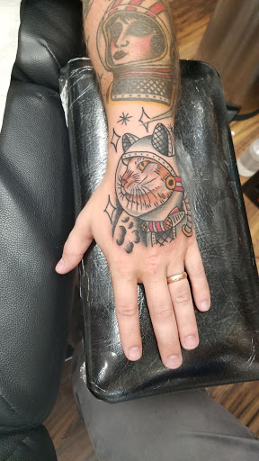 Tattoo Shop «Salvation Tattoo Gallery», reviews and photos, 819 W Cary St, Richmond, VA 23220, USA