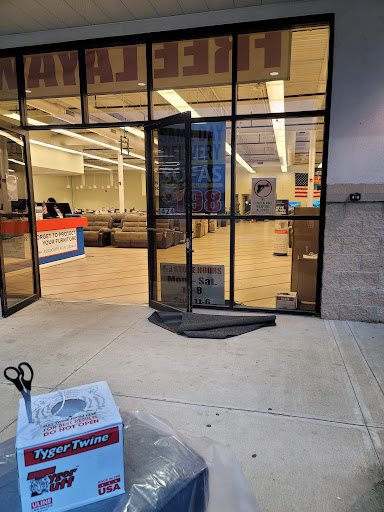 Furniture Store «American Freight Furniture and Mattress», reviews and photos, 1424 Atlas Rd, Columbia, SC 29209, USA