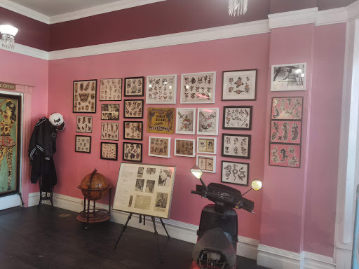 Tattoo Shop «Lyle Tuttles Tattoo Studio and Museum», reviews and photos, 841 Columbus Ave, San Francisco, CA 94133, USA