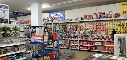 Hardware Store «Harbor Freight Tools», reviews and photos, 301 W Jericho Turnpike, Huntington Station, NY 11746, USA