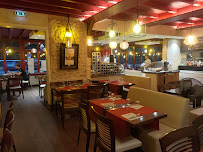 Atmosphère du Restaurant PIZZA NAPOLI à Chantilly - n°2
