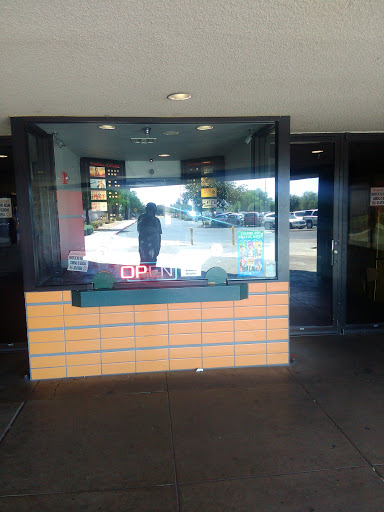 Movie Theater «Sonora Cinemas», reviews and photos, 7611 W Thomas Rd, Phoenix, AZ 85033, USA