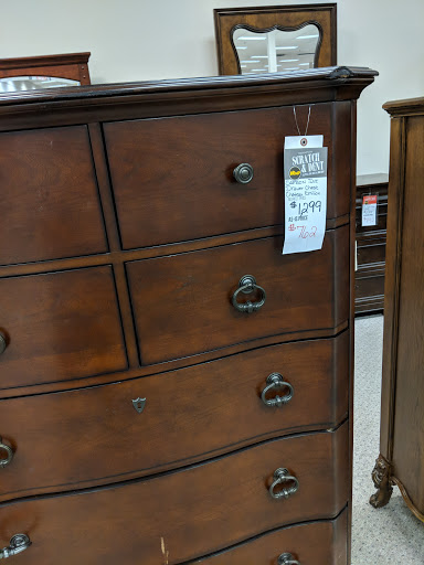 Furniture Store «The Dump Furniture Outlet», reviews and photos, 801 N Military Hwy, Norfolk, VA 23502, USA