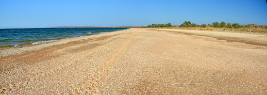 Plyazh Nizhnezamorskoye