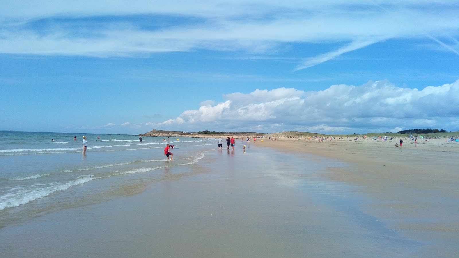Plage de Kerhillio'in fotoğrafı ve yerleşim