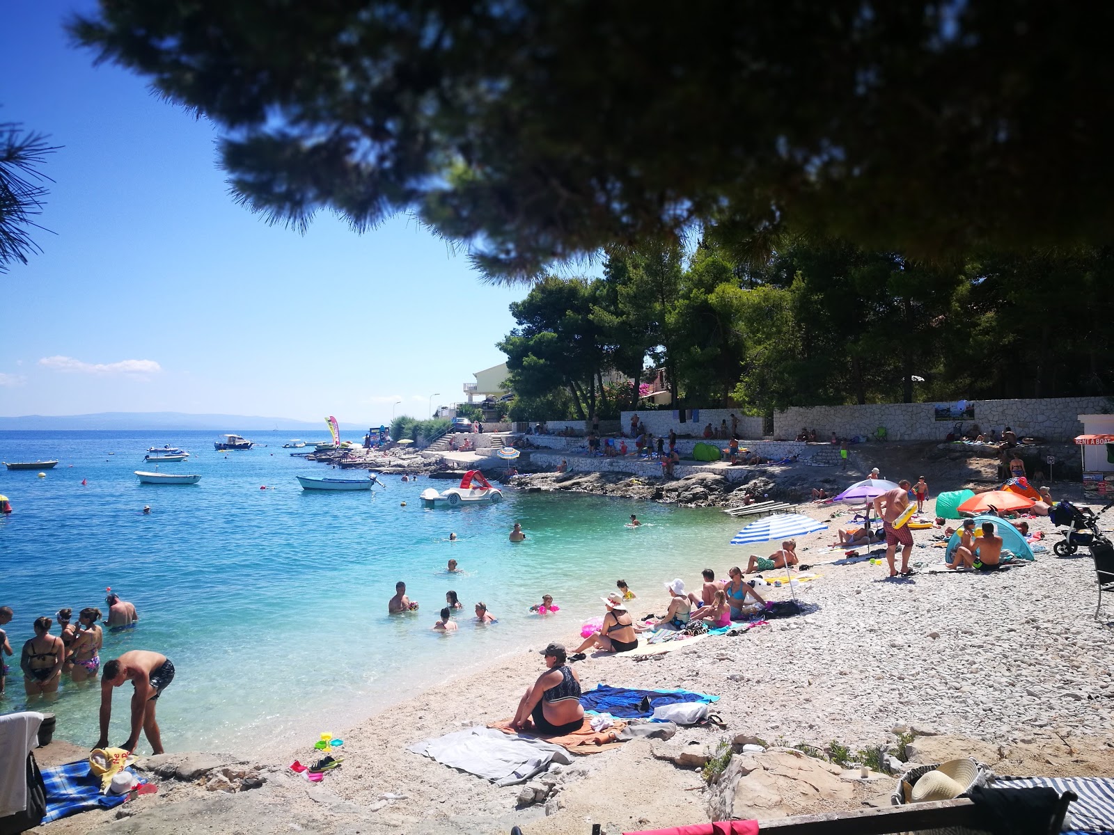 Photo de Plaza Bocici avec plusieurs petites baies