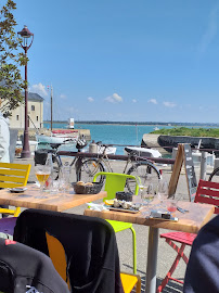 Atmosphère du Restaurant de fruits de mer Le Bistrot de la Poissonnerie à Le Croisic - n°14