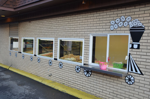 Donut Shop «Whistlestop Donuts», reviews and photos, 420 E 9th St, Hopkinsville, KY 42240, USA