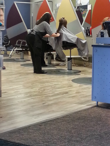 Hair Salon «Great Clips», reviews and photos, 20 Dillon Plaza Dr, High Ridge, MO 63049, USA