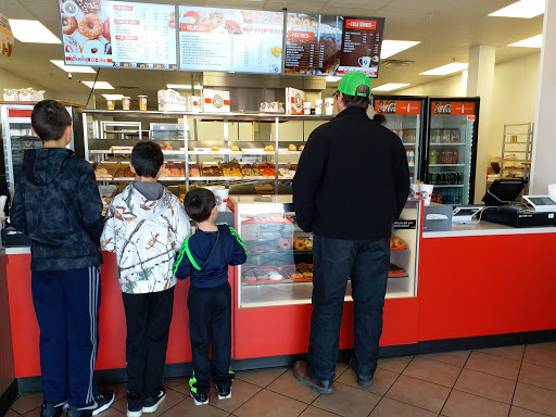 Donut Shop «Shipley Do-Nuts», reviews and photos, 1500 W Hebron Pkwy #100, Carrollton, TX 75010, USA