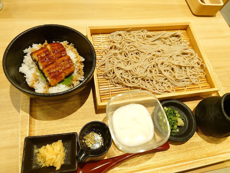 信濃路キーノ和歌山市駅店