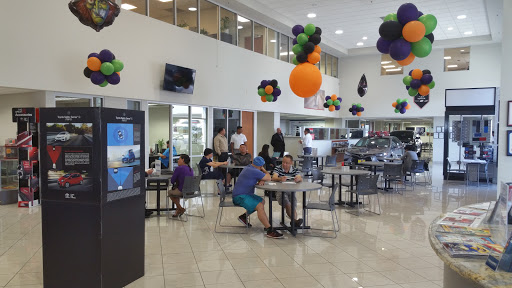 Toyota Dealer «Claremont Toyota», reviews and photos, 601 Auto Center Dr, Claremont, CA 91711, USA