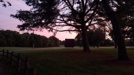 Golf Course «McCabe Golf Course», reviews and photos, 4601 Murphy Rd, Nashville, TN 37209, USA