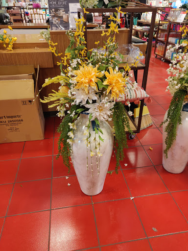 Home Goods Store «Pier 1 Imports», reviews and photos, 636 Blossom Hill Rd, Los Gatos, CA 95032, USA