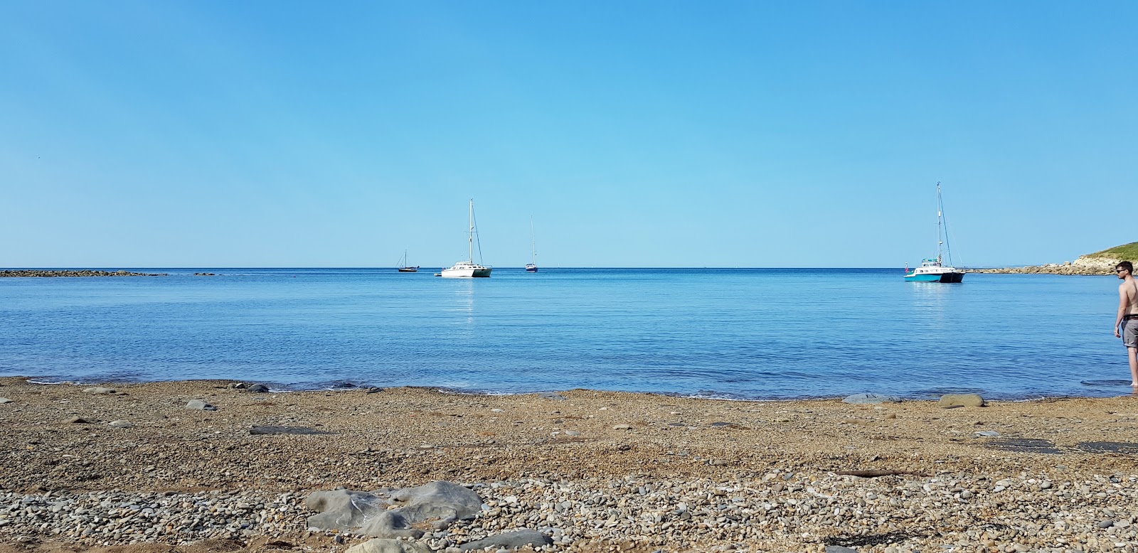 Fotografija Chapman's Pool z modra čista voda površino