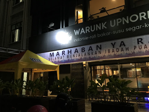 Warunk Upnormal Pekanbaru