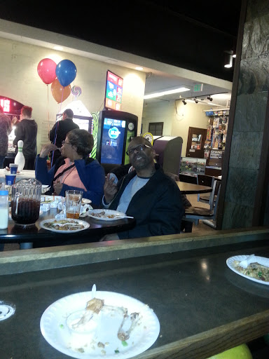 Bowling Alley «Roxbury Lanes», reviews and photos, 2823 SW Roxbury St, Seattle, WA 98126, USA