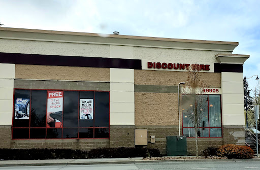 Tire Shop «Discount Tire Store - Shoreline, WA», reviews and photos, 19905 Aurora Ave N, Shoreline, WA 98133, USA