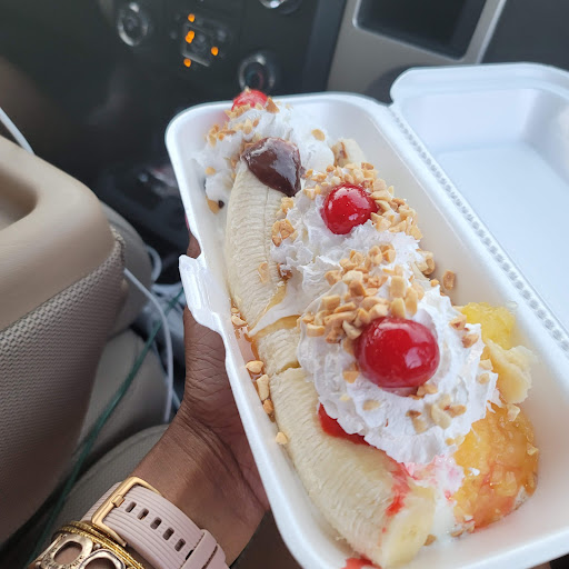 Ice Cream Shop «Twistee Treat Pinellas Park», reviews and photos, 4556 Mainlands Blvd W, Pinellas Park, FL 33782, USA