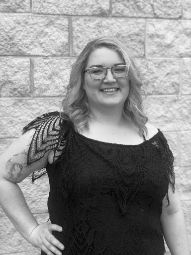 Tanning Salon «Indulge Salon & Tanning», reviews and photos, 1713 Commerce Dr, North Mankato, MN 56003, USA