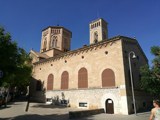 Parroquia de la Inmaculada Concepción y San Magín