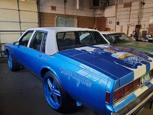 Car Stereo Store «WOW Electronics», reviews and photos, 21165 Gratiot Ave, Eastpointe, MI 48021, USA