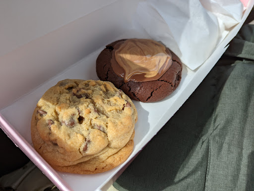 Crumbl Cookies - Oakley - Cookie shop - Cincinnati, Ohio - Zaubee