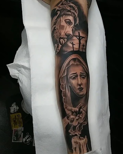 Explore female memorial tattoo ideas, creative tattoo ideas in South Gate, available at Modern Ink Tattoo & Piercing Studio