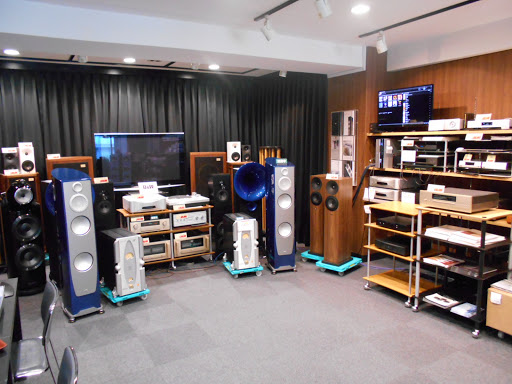 Audio Union Shinjuku shop
