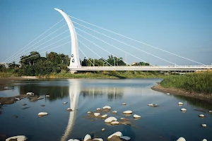 彌陀映月橋 image