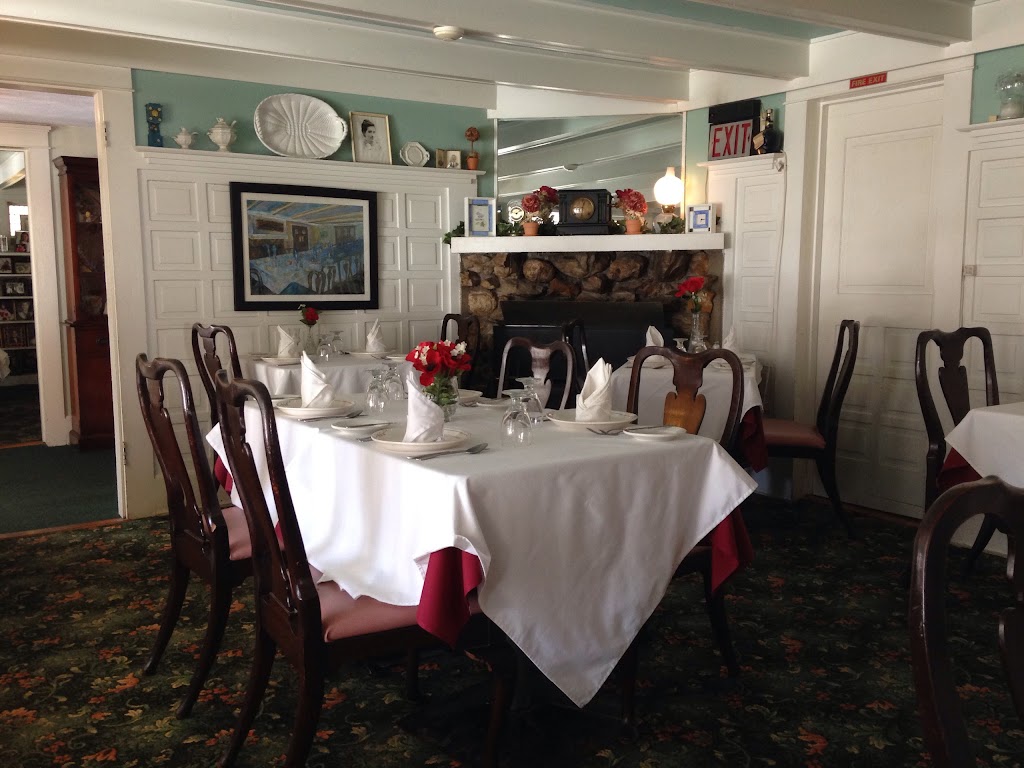 Cutillo's Restaurant 10512