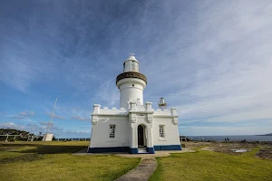 Point Perpendicular Lighthouse image