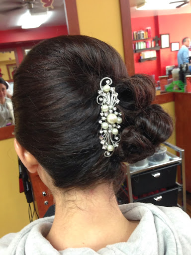 Hair Salon «Hair Hut Studio Salon», reviews and photos, 295 Saw Mill River Rd # A, Yonkers, NY 10701, USA