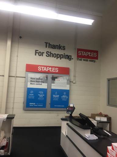Office Supply Store «Staples», reviews and photos, 10530 Campus Way S, Largo, MD 20774, USA