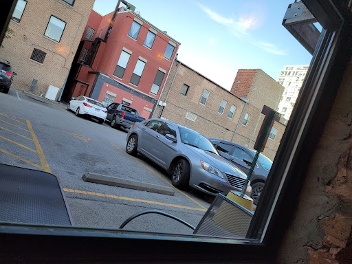 Barbecue Restaurant «Q-BBQ», reviews and photos, 124 N Marion St, Oak Park, IL 60301, USA