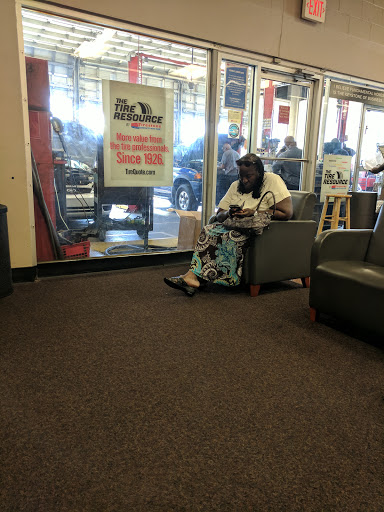 Tire Shop «Firestone Complete Auto Care», reviews and photos, 16251 Miami Dr, North Miami Beach, FL 33162, USA