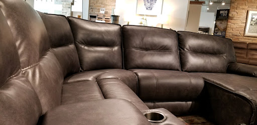 Furniture Store «Rooms To Go & Rooms To Go Kids Furniture Store - Montgomery», reviews and photos, 6810 Eastchase Pkwy Suite A, Montgomery, AL 36117, USA