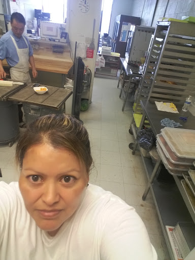 Donut Shop «Jnh Donut Shop», reviews and photos, 4880 Sunnyvale St, Dallas, TX 75216, USA