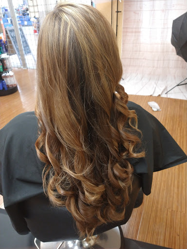 Hair Salon «SmartStyle Hair Salon», reviews and photos, 1800 N Main St, Shelbyville, TN 37160, USA