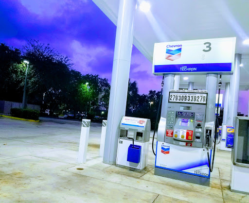 Gas Station «Chevron», reviews and photos, 2251 N University Dr, Coral Springs, FL 33071, USA