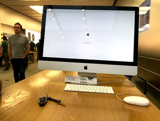 Computer Store «Apple Georgetown», reviews and photos, 1229 Wisconsin Ave NW, Washington, DC 20007, USA