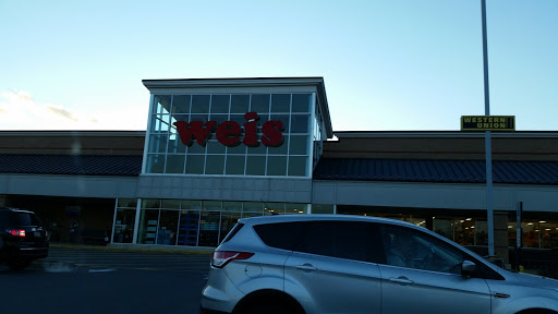 Grocery Store «Weis Markets», reviews and photos, 3369 PA-100, Macungie, PA 18062, USA