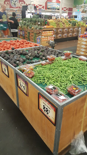 Health Food Store «Sprouts Farmers Market», reviews and photos, 7477 N Blackstone Ave, Fresno, CA 93720, USA