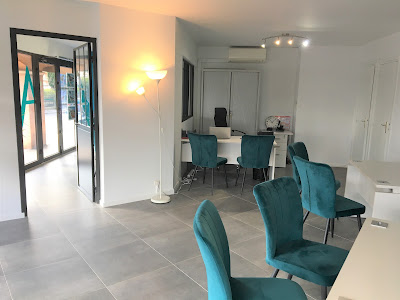 Agence immobilière l'Adresse Carqueiranne à Carqueiranne