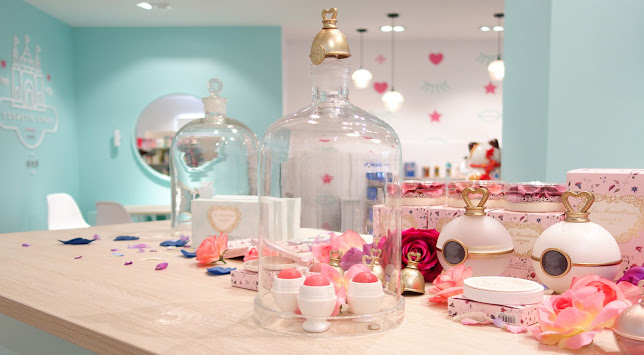 The Cosmetic Store Auckland CBD - Shop