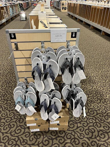 Shoe Store «DSW Designer Shoe Warehouse», reviews and photos, 375 E Altamonte Dr, Altamonte Springs, FL 32701, USA