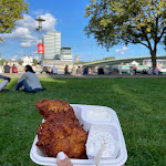 Photo n°1 de l'avis de Evie.o fait le 11/09/2021 à 16:25 sur le  Rievkoochebud Reibekuchen à Cologne